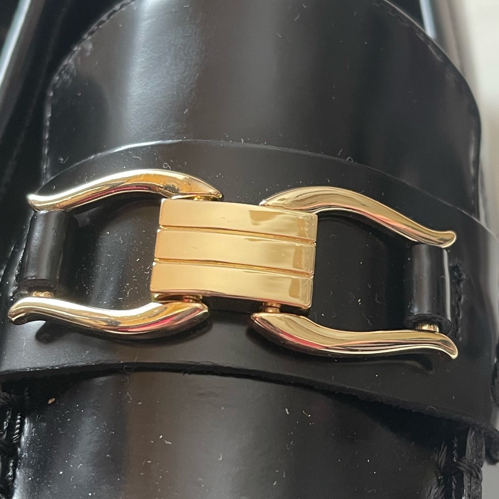 Talbots Gianna Chunky Black Leather Loafers with Gold Buckle Size 8M 2 inch Heel - Picture 6 of 7